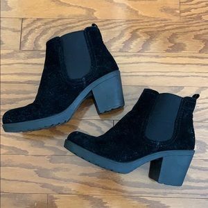 ASOS Chelsea Block Heel Booties